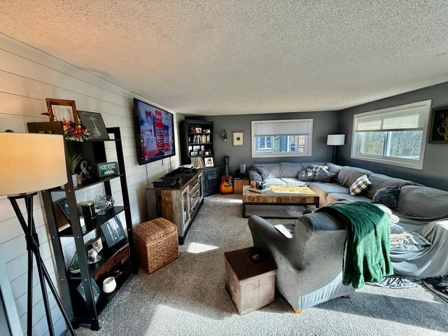 863 W Burns Valley Road, Winona, MN 55987