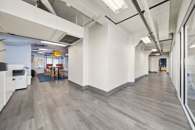 355 N CANAL Street C101, Chicago, IL 60606