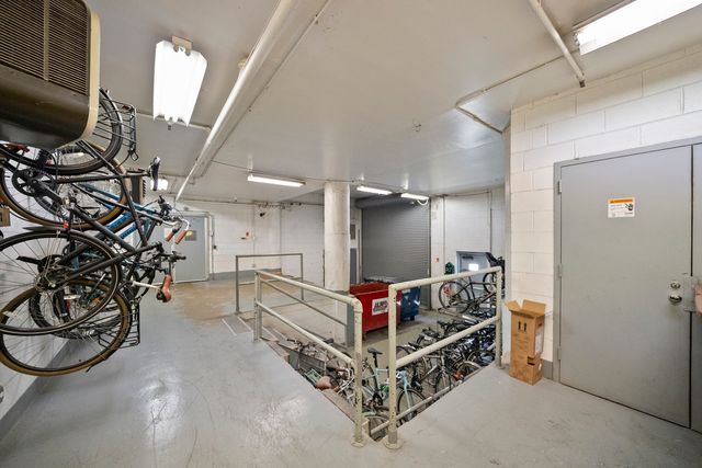 355 N CANAL Street C101, Chicago, IL 60606