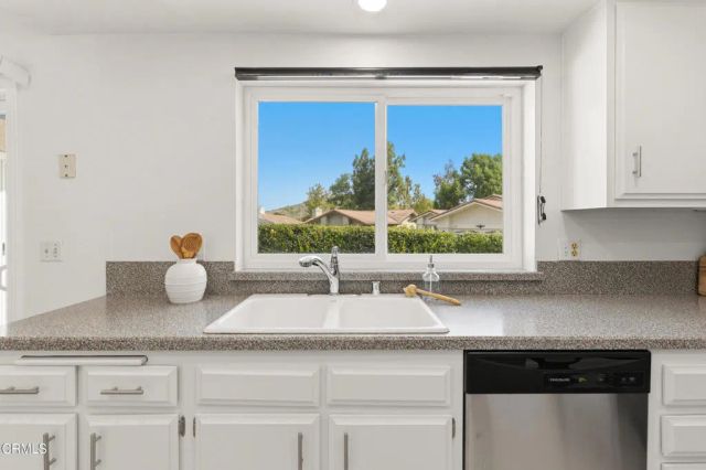 6091 Irena Avenue, Camarillo, CA 93012
