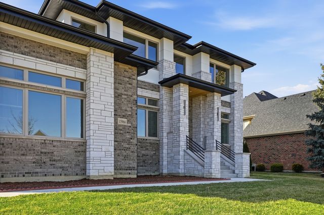 15966 S Crystal Creek Drive, Homer Glen, IL 60491