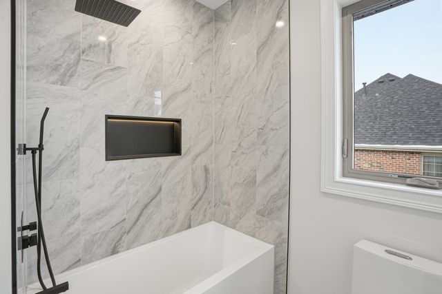 15966 S Crystal Creek Drive, Homer Glen, IL 60491