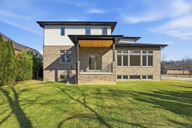 15966 S Crystal Creek Drive, Homer Glen, IL 60491