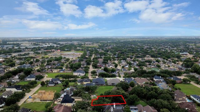 8306 Candlegreen Lane, Houston, TX 77071