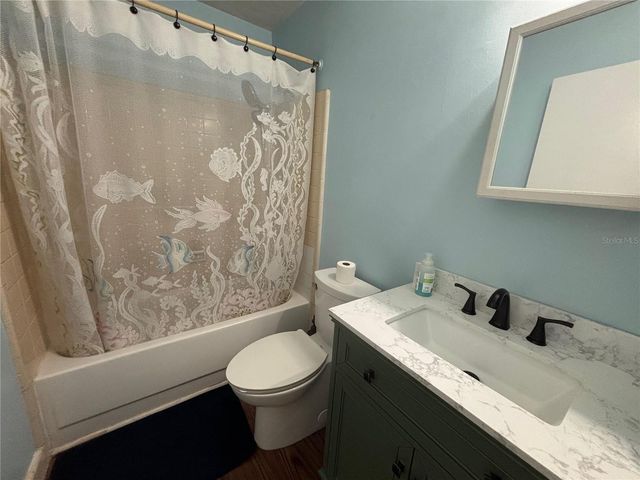 1710 NE 28TH AVENUE, Gainesville, FL 32609