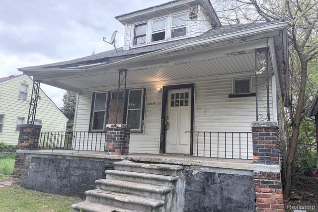 10449 Sterritt Street, Detroit, MI 48213