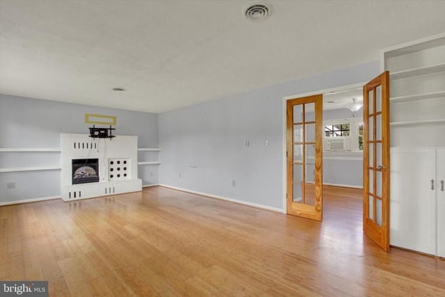926 PARK ST, Waynesboro, PA 17268