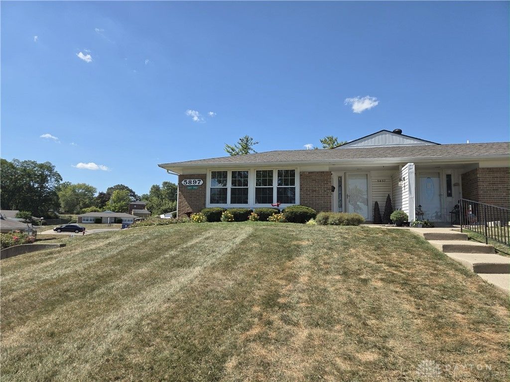 5897 Troy Villa Boulevard, Dayton, OH 45424