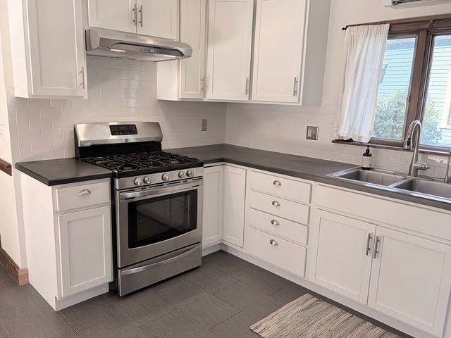 22 W Center St, Northampton, MA 01062