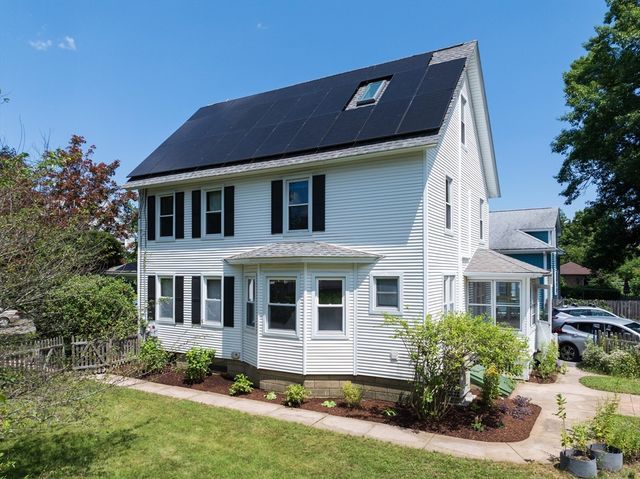 22 W Center St, Northampton, MA 01062
