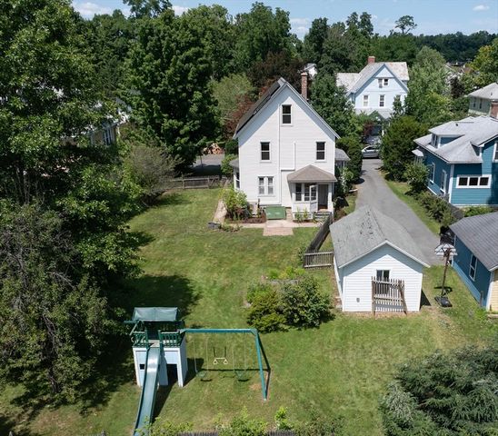 22 W Center St, Northampton, MA 01062
