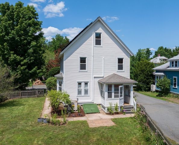 22 W Center St, Northampton, MA 01062