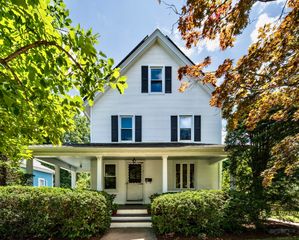 22 W Center St, Northampton, MA 01062