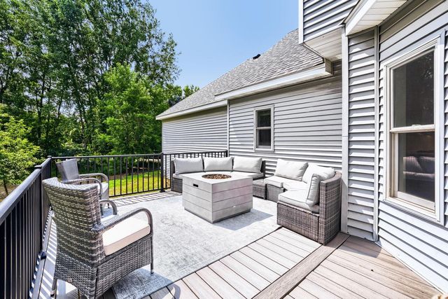 11959 Imperial Avenue N, Hugo, MN 55038