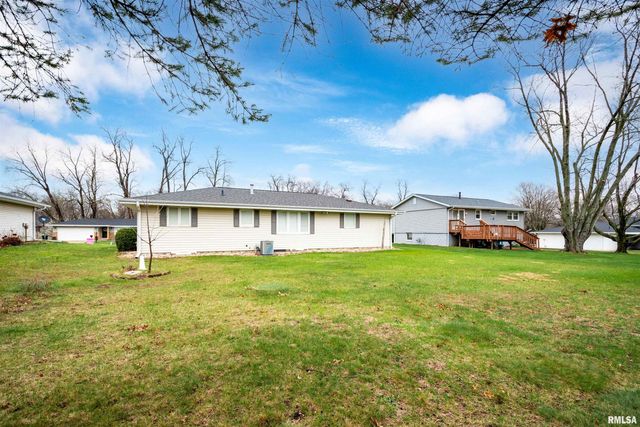 5210 W AIRWAYS Road, Peoria, IL 61607