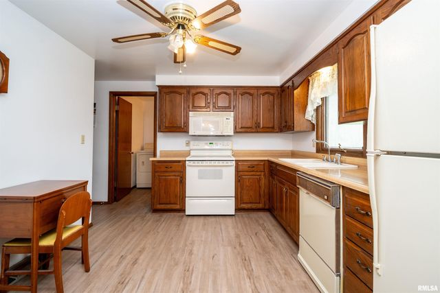 5210 W AIRWAYS Road, Peoria, IL 61607