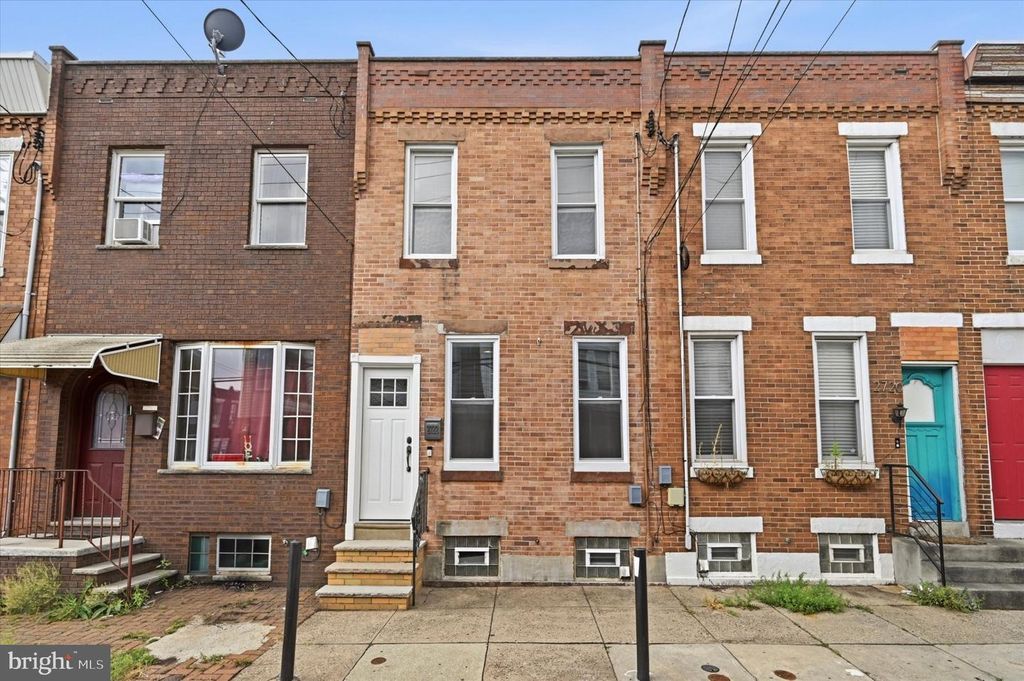 2722 E MADISON ST, PHILADELPHIA, PA 19134 — exterior