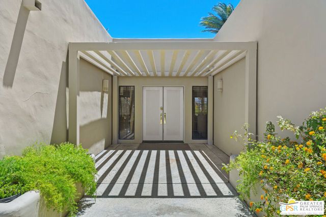 29249 N Moon Shadow Drive, Thousand Palms, CA 92276