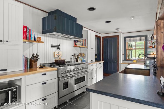 1552 Route 23b, Catskill, NY 12414