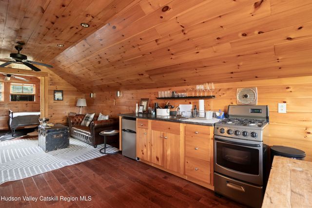 1552 Route 23b, Catskill, NY 12414