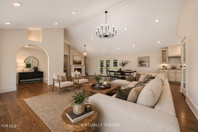 2108 Tallwood Drive, Kingsport, TN 37660