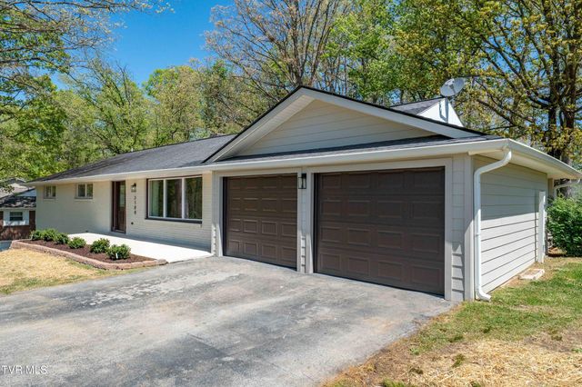 2108 Tallwood Drive, Kingsport, TN 37660