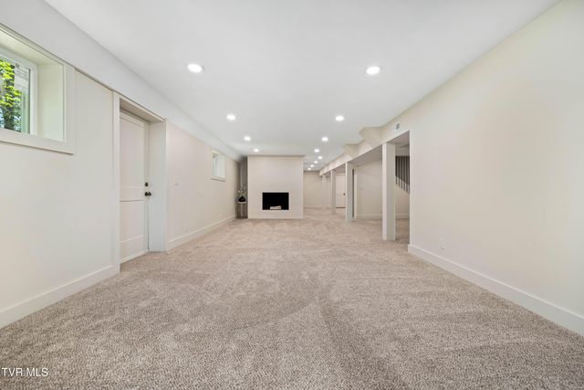 2108 Tallwood Drive, Kingsport, TN 37660