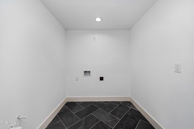 2108 Tallwood Drive, Kingsport, TN 37660