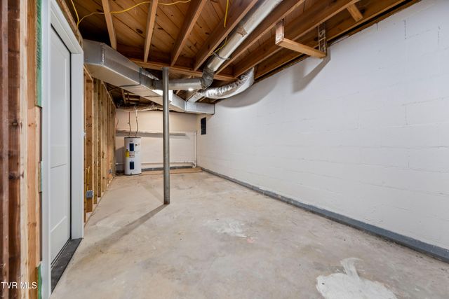 2108 Tallwood Drive, Kingsport, TN 37660