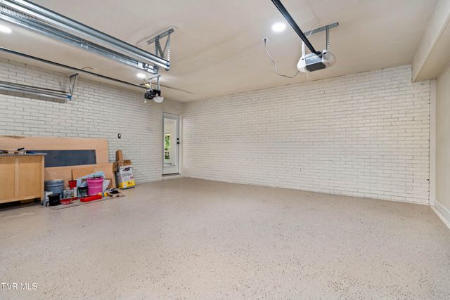 2108 Tallwood Drive, Kingsport, TN 37660