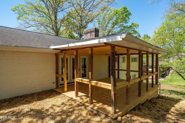 2108 Tallwood Drive, Kingsport, TN 37660