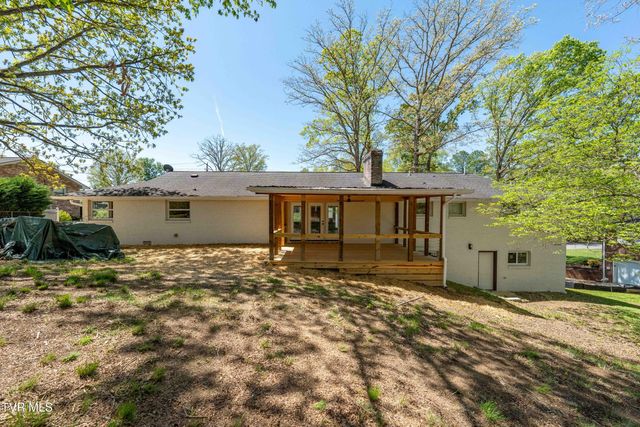 2108 Tallwood Drive, Kingsport, TN 37660