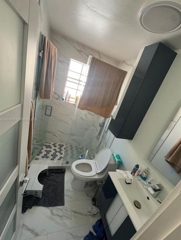 14017 SW 160th Ter, Miami, FL 33177