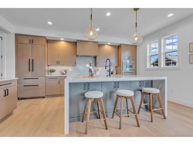 942 Sunflower St, Louisville, CO 80027