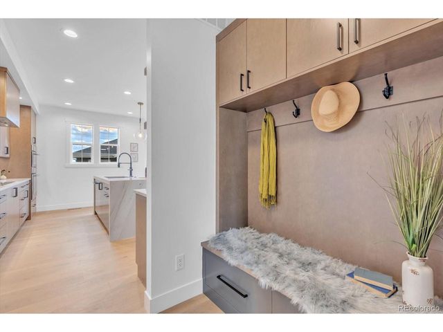 942 Sunflower St, Louisville, CO 80027