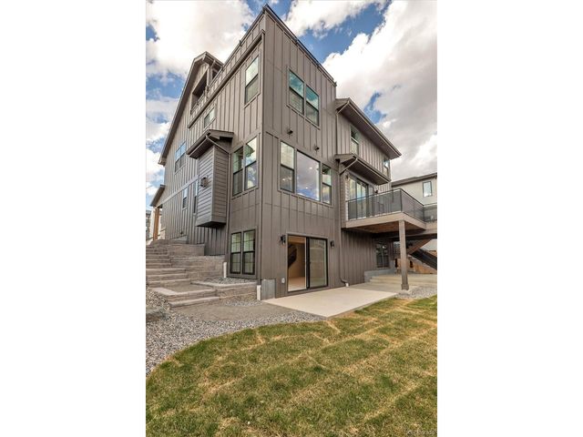 942 Sunflower St, Louisville, CO 80027