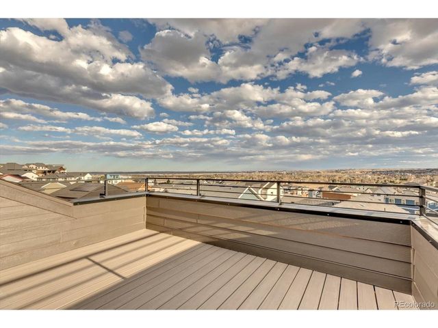 942 Sunflower St, Louisville, CO 80027