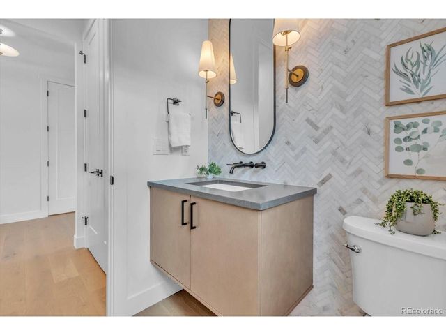 942 Sunflower St, Louisville, CO 80027