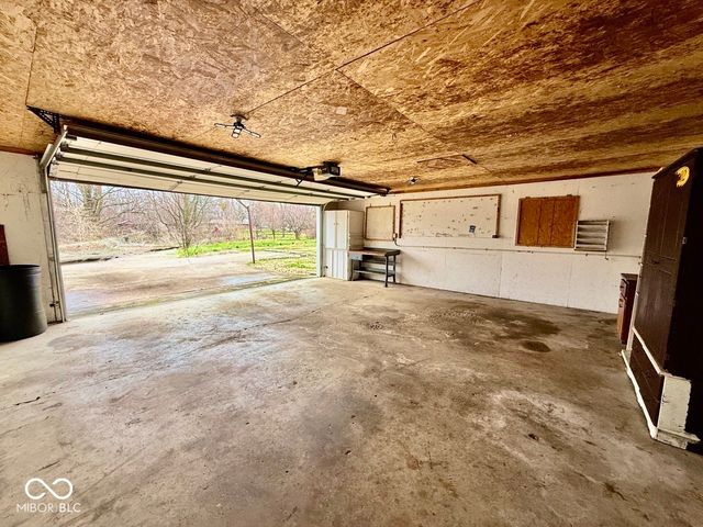 302 S Murphy Avenue, Brazil, IN 47834