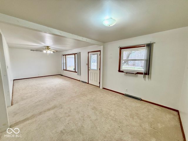 302 S Murphy Avenue, Brazil, IN 47834