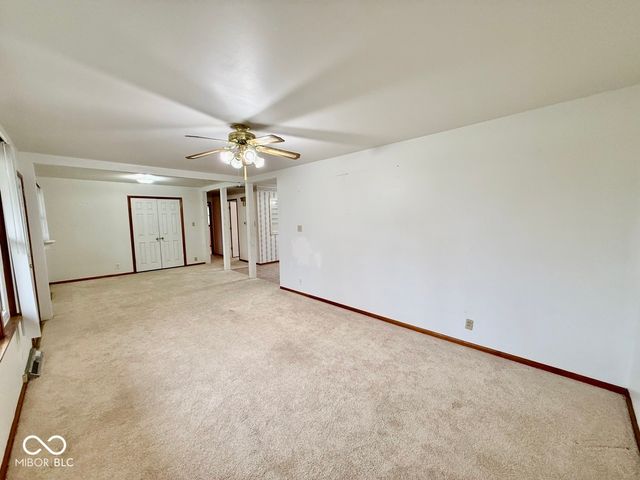 302 S Murphy Avenue, Brazil, IN 47834