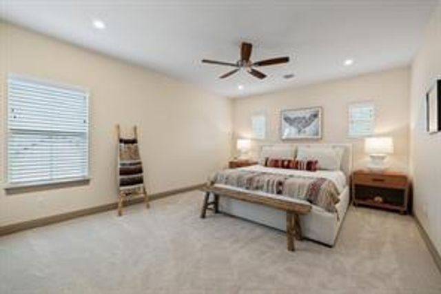 313 Grand Oaks LN, Georgetown, TX 78628