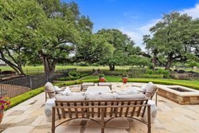 313 Grand Oaks LN, Georgetown, TX 78628