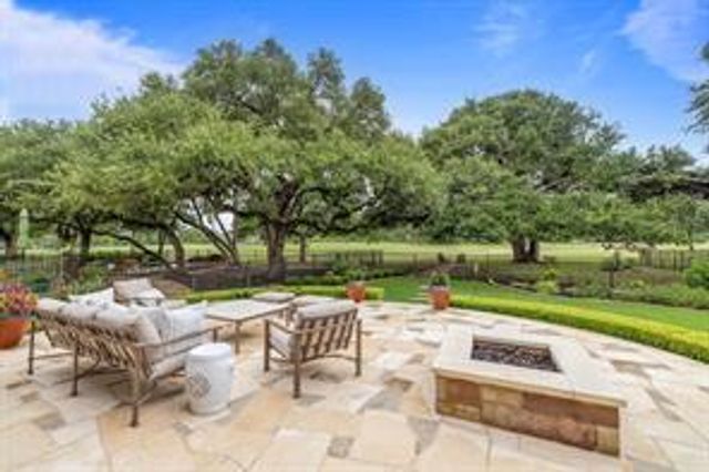 313 Grand Oaks LN, Georgetown, TX 78628