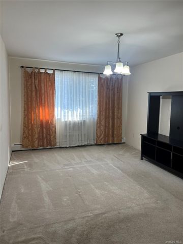 2 Secora Road 16, Monsey, NY 10952