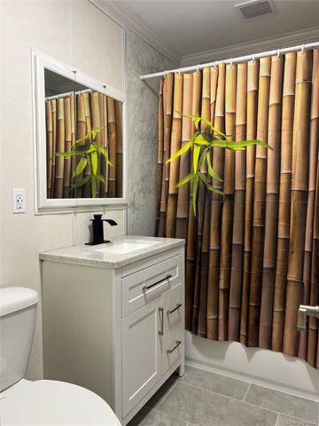 2 Secora Road 16, Monsey, NY 10952