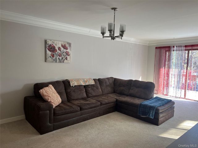 2 Secora Road 16, Monsey, NY 10952