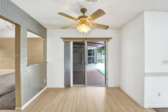 8860 Southern Orchard Rd S, Davie, FL 33328