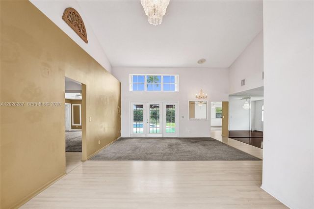8860 Southern Orchard Rd S, Davie, FL 33328