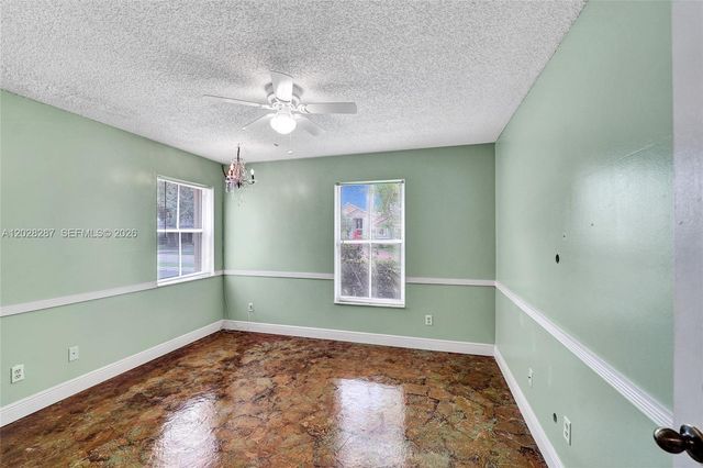 8860 Southern Orchard Rd S, Davie, FL 33328